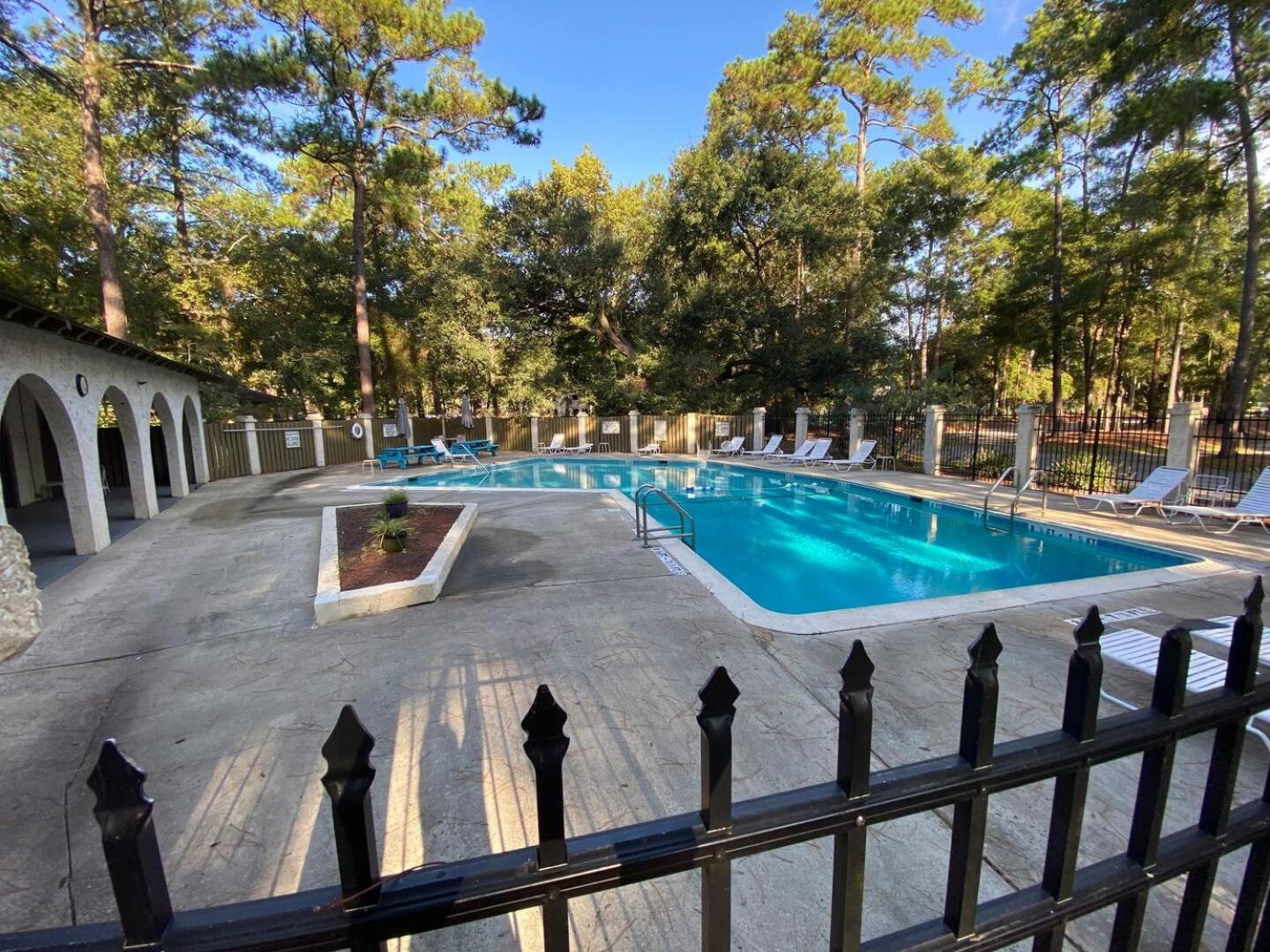 #111 Elaborate Condo Ideal Location 2Brm/2 Parking Hilton Head Island Exterior photo